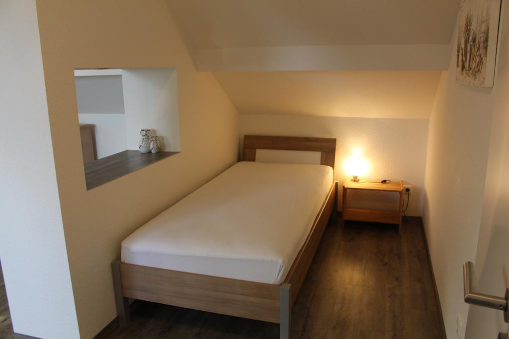 Pension Brunnenhof Roetgen Exterior photo